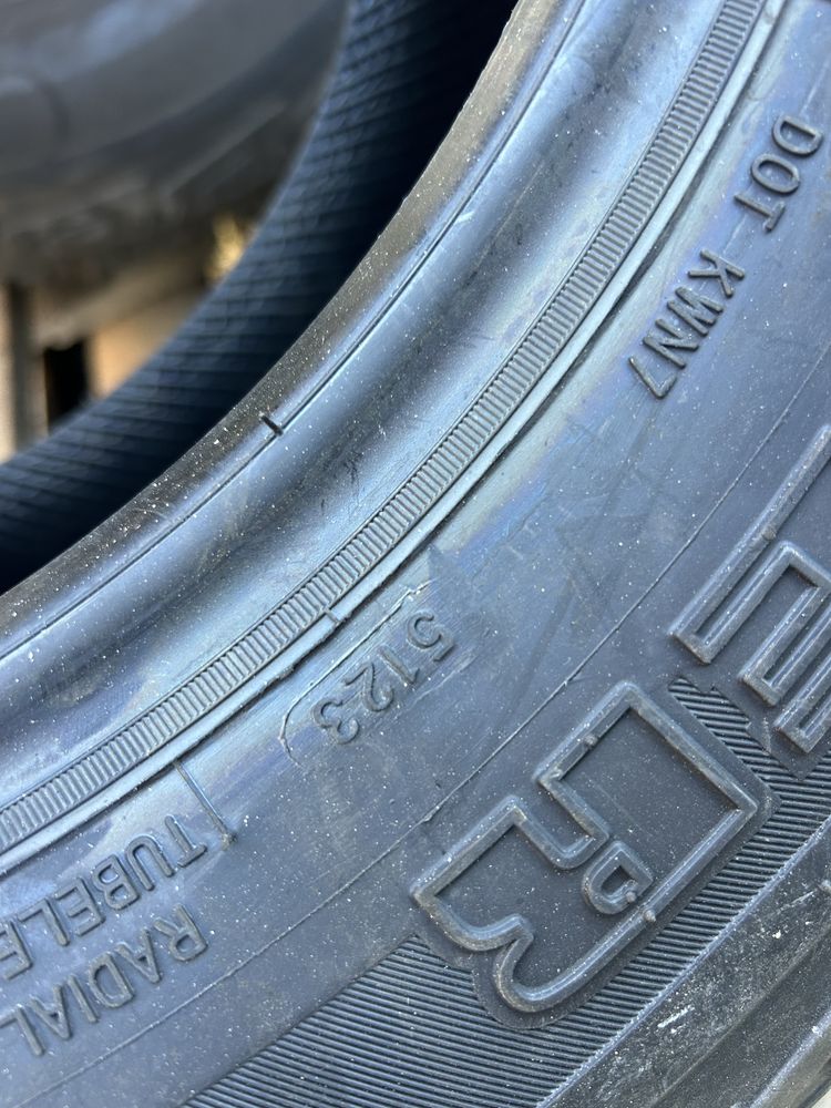 Шини А/Т  235/75r15