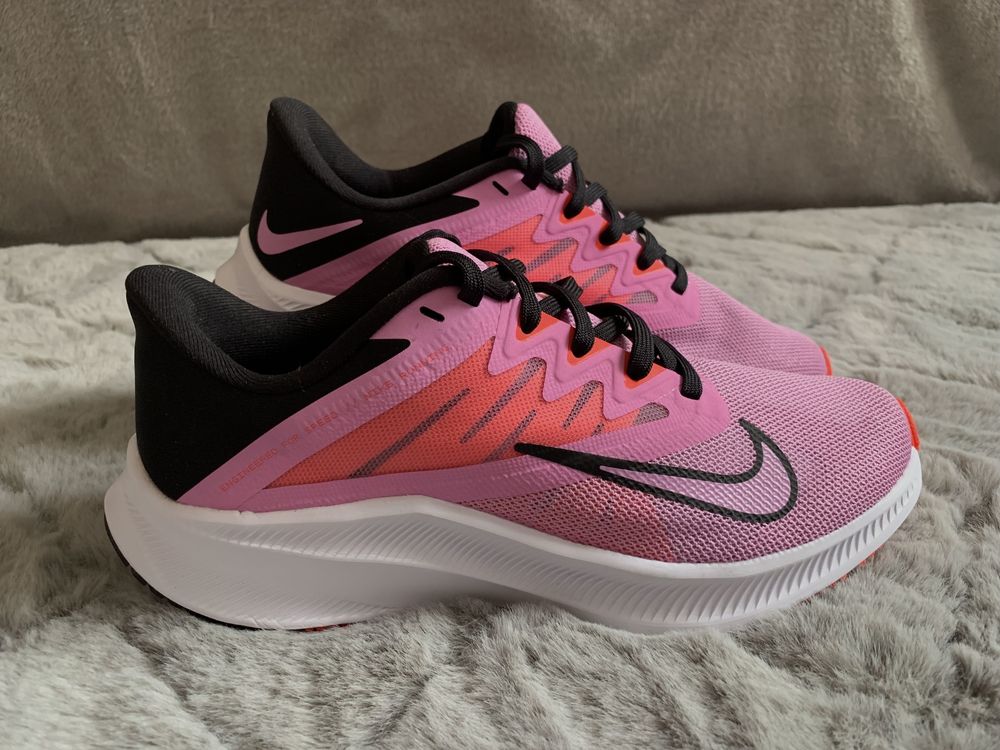 Nike WMNS NIKE QUEST 3 Оригінал