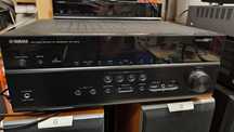Amplituner Yamaha RX-V673