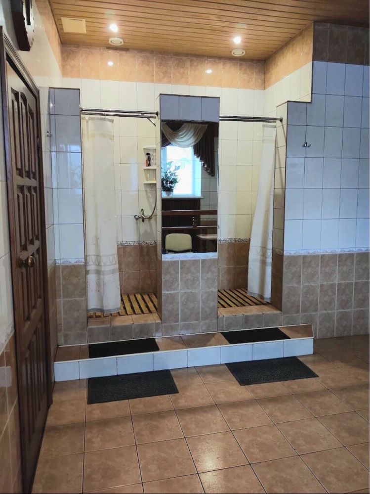 Продаж бізнесу в центрі Чернігова.