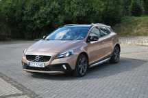 Volvo V40 Cross Country 2.0 D4 190KM Summum , Panorama , Skóra , Biksenon , LED , Nawigacja