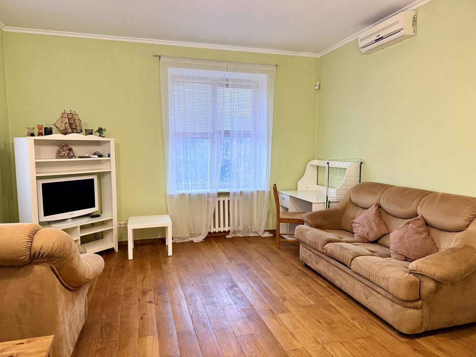 Квартира біля Драмтеатру