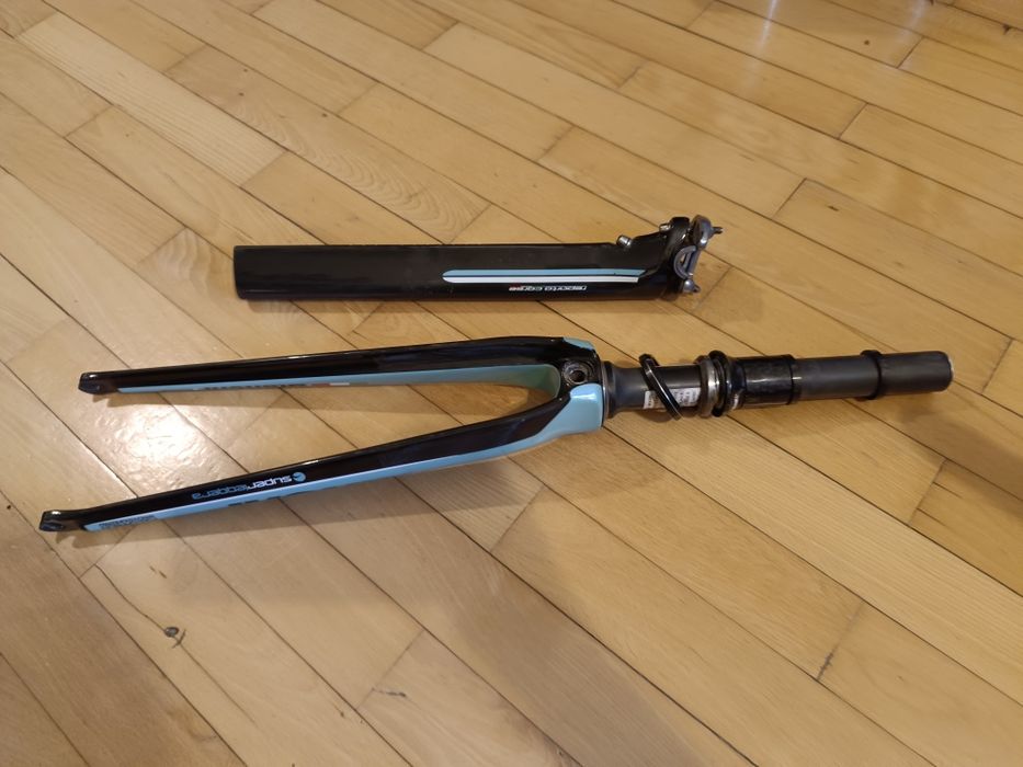 Карбоновая Вилка Bianchi OltreXR2/ подсидельный штырь Bianchi OltreXR3