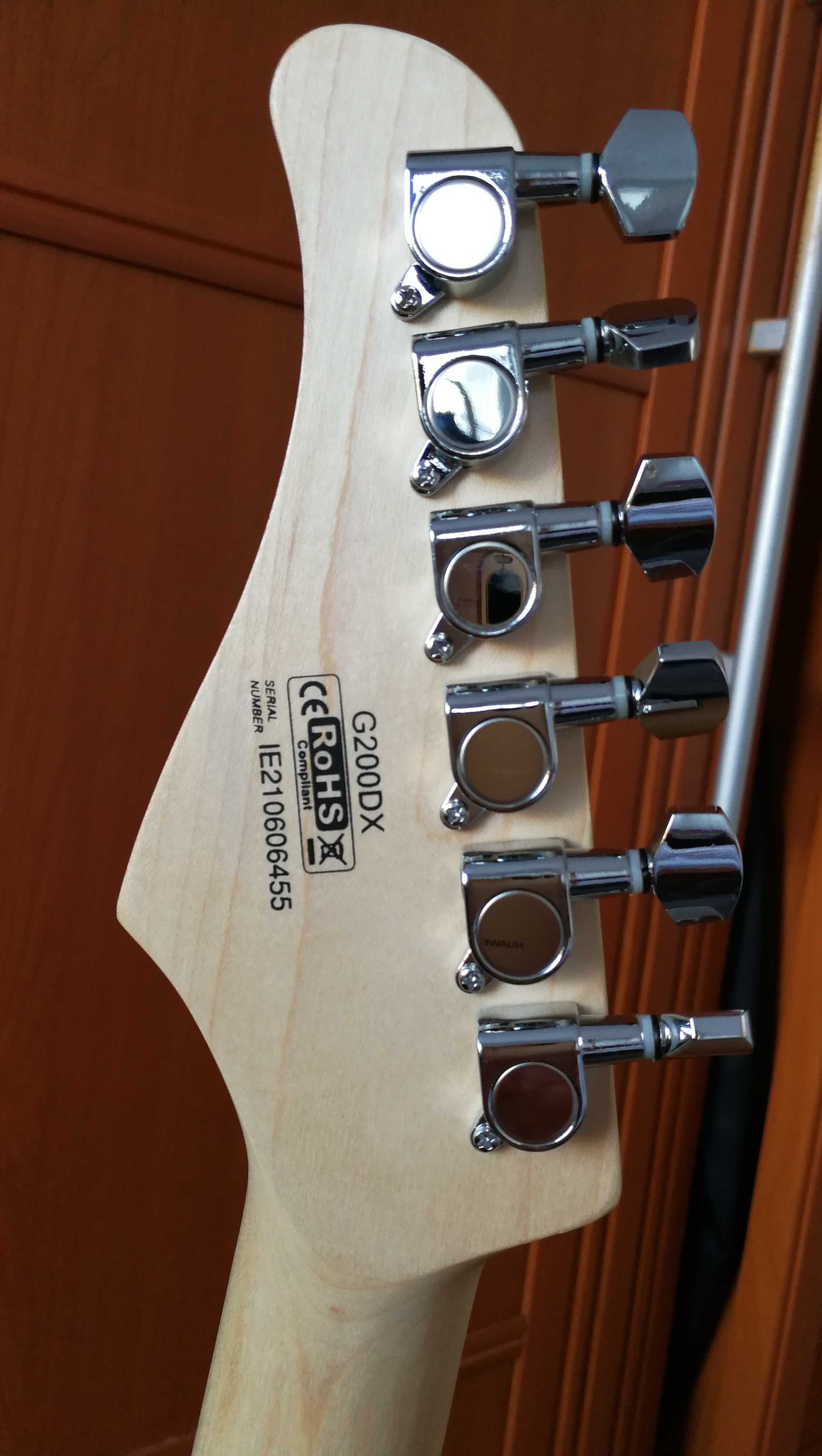 Gitara elektryczna Superstrat Cort