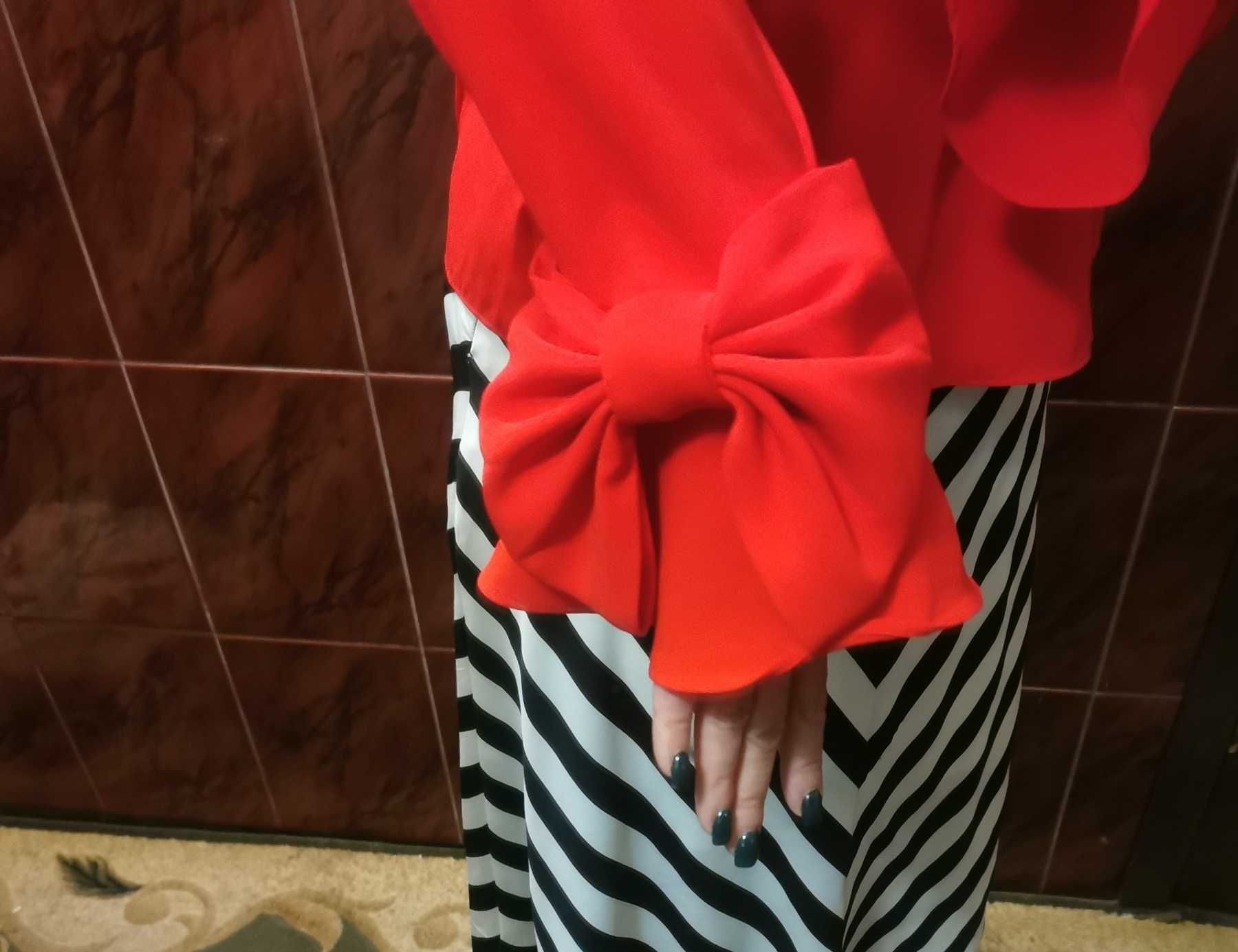 Красивая нарядная женская блузка ( черная и красная), размер S,M
