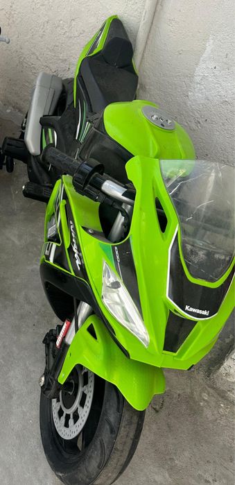 Mota Kawazaki Ninja Criança