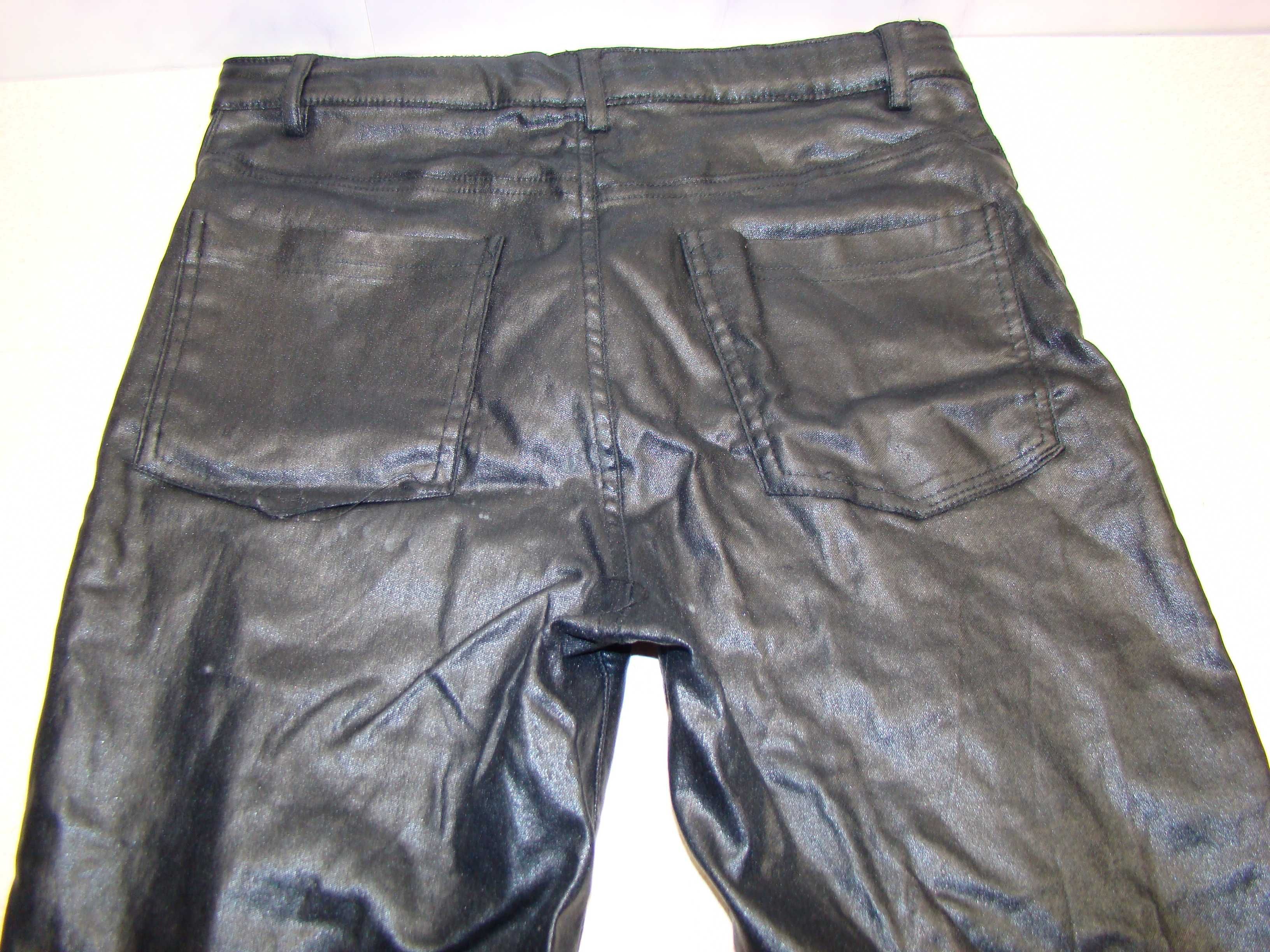 Sinsay Jeans rurki skiny woskowane XS