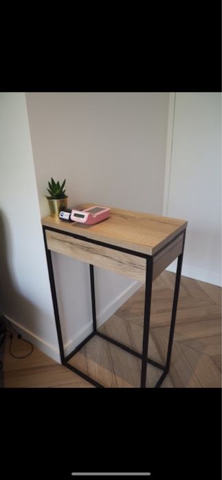 Konsola drewniana z szufladą