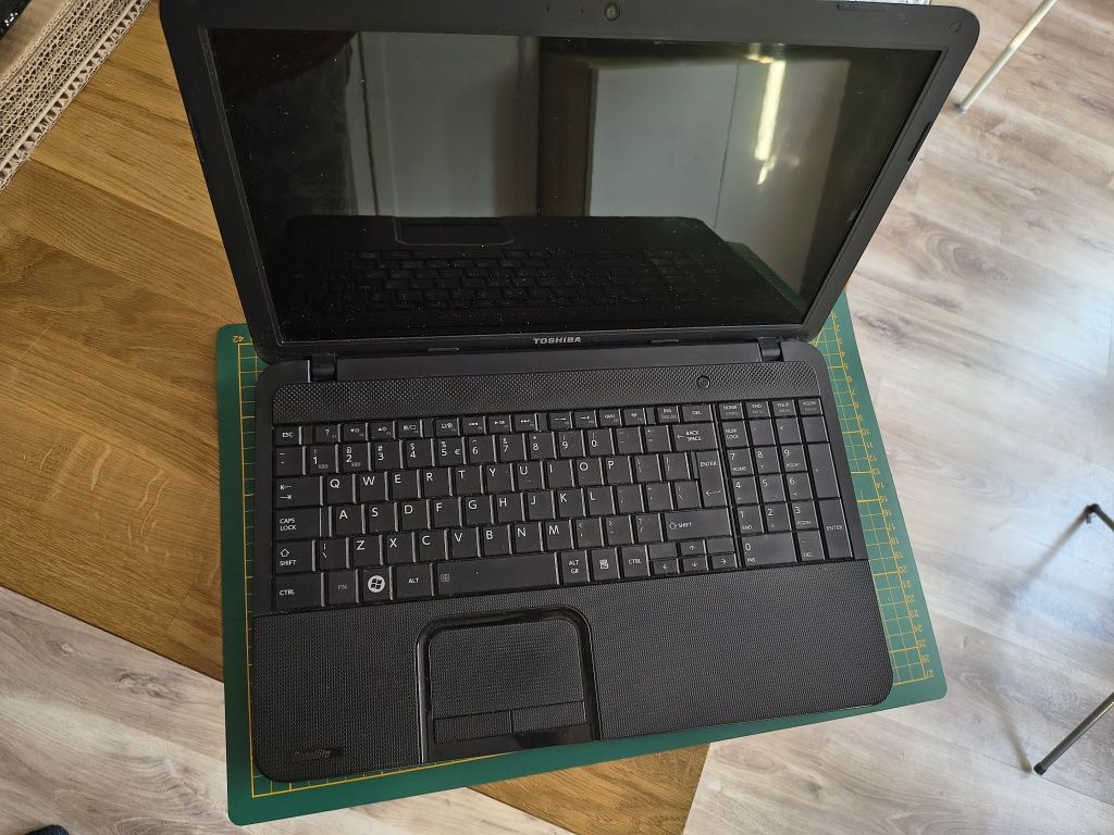 Toshiba satelitę C850-11Q