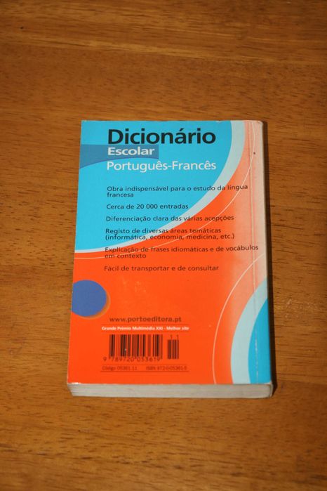 Dicionário Escolar Português-Francês da Porto Editora