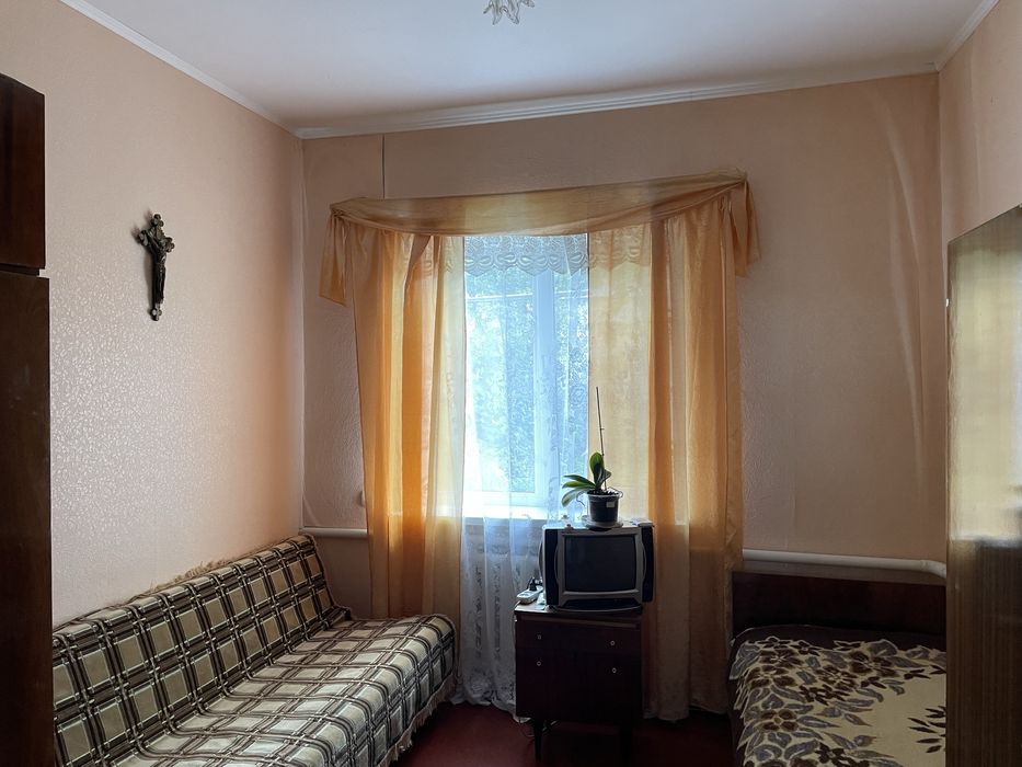 Продам цегляний будинок