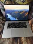 Sprzedam Laptop MacBook 2019 Pro i7 16GB