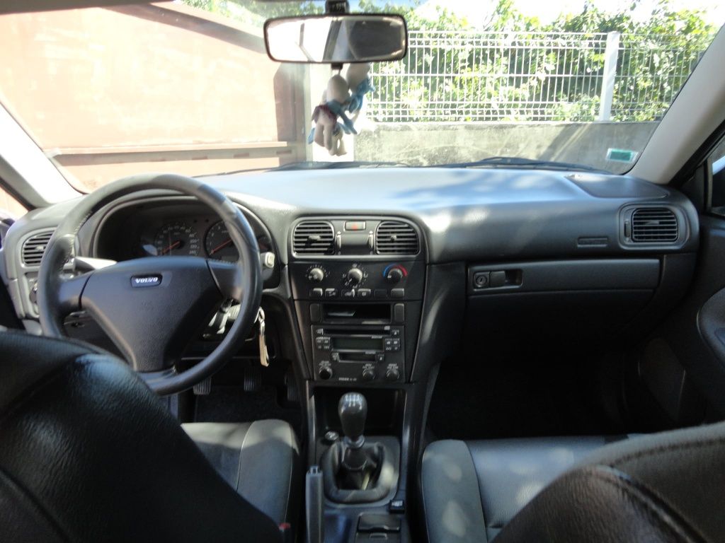 Negociável Volvo V40 gasolina GPL