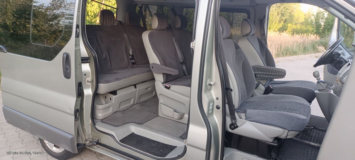 Renault Trafic 2009 rok Bogate wyp. Przeb. 209 tyś  Jeden właś. 10 lat