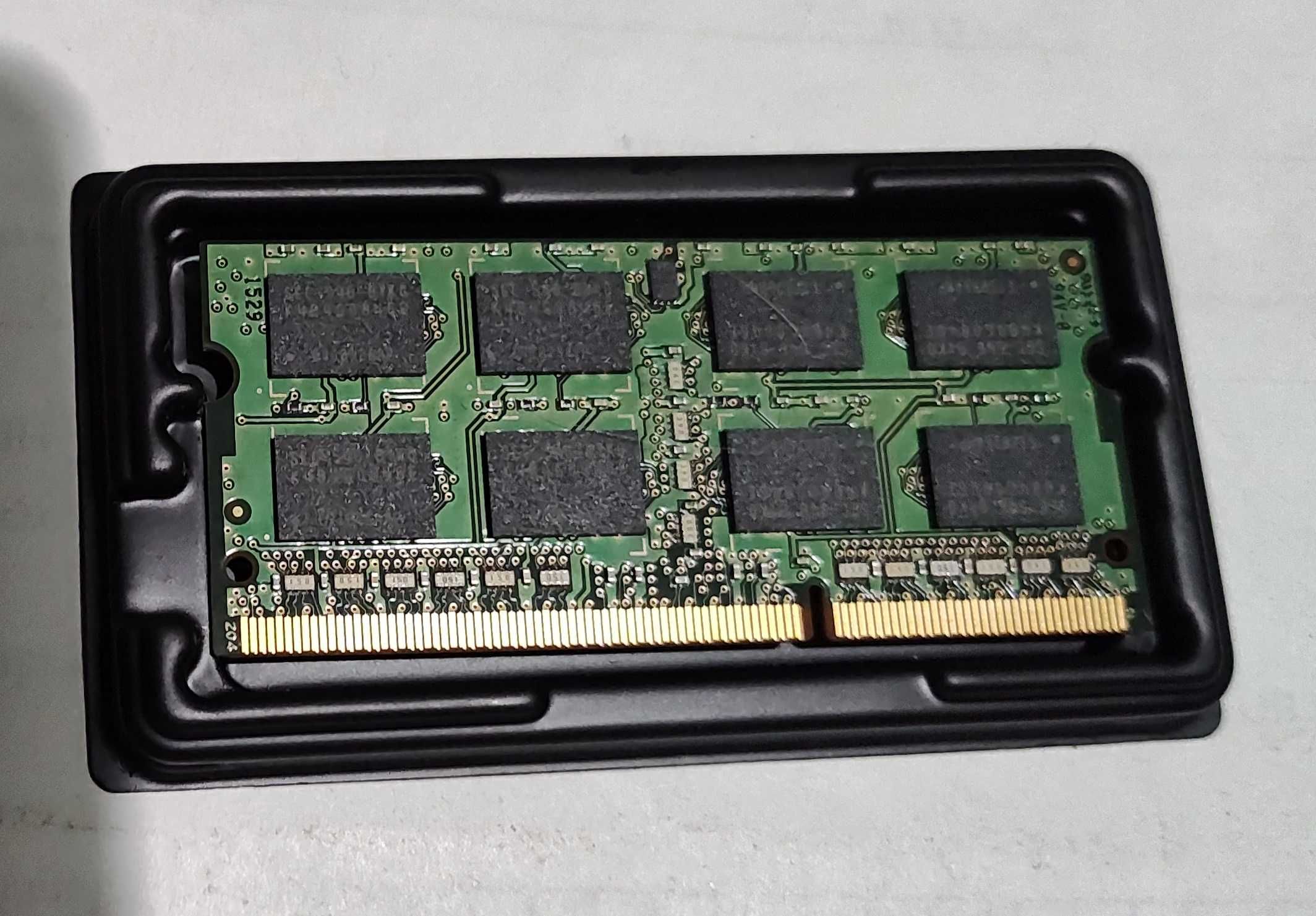 Оперативна память Samsung 8GB SO-DIMM DDR3L 1600 MHz M471B1G73EB0-YK0