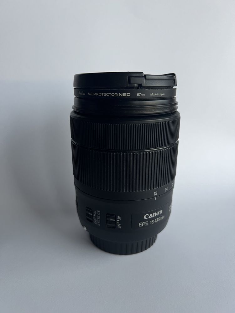 Canon d80 + ef-s 18-135 mm USM