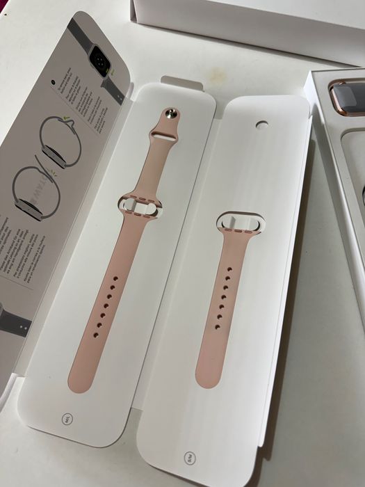 Apple Watch 6 - 40mm NOVO