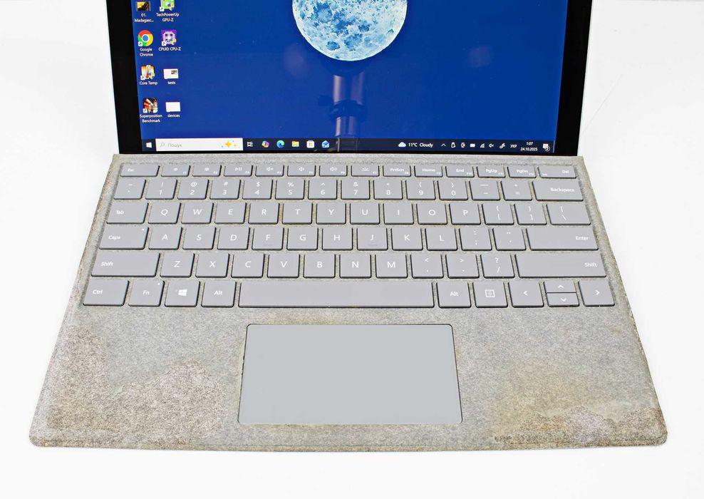 Microsoft Surface Pro 5 LTE Core i5-7300U/ RAM 8 Gb/ SSD 256 Gb/ 12,3"