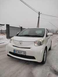 Продам Toyota IQ