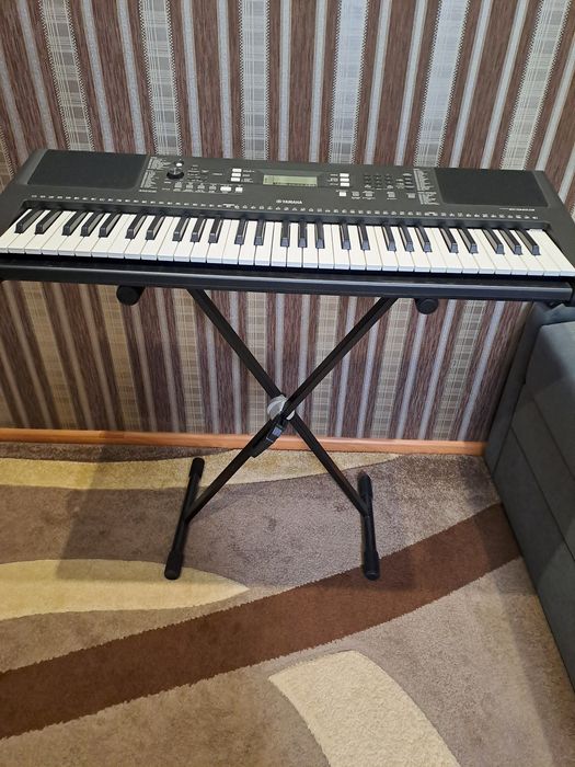 Синтезатор Yamaha PSR-E363 + стійка + адаптер