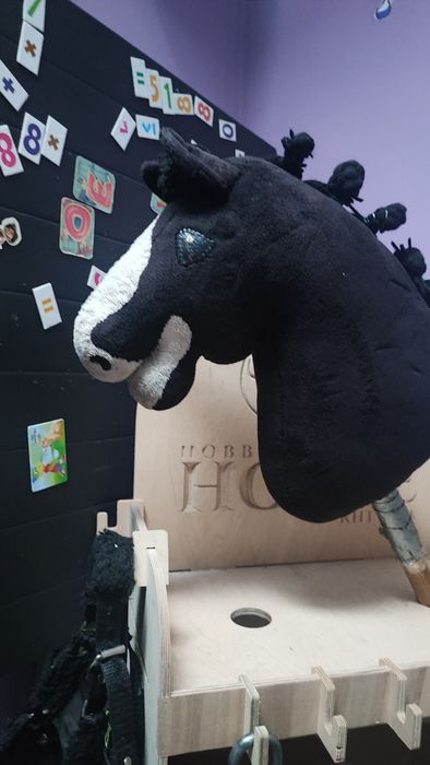 Sprzedam hobby horse z ogłowiem