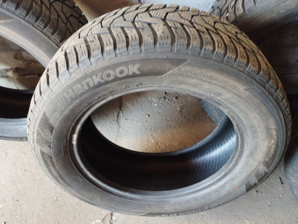 Отличные зимние шины Hankook Winter ipikeRS2 215/65 R16