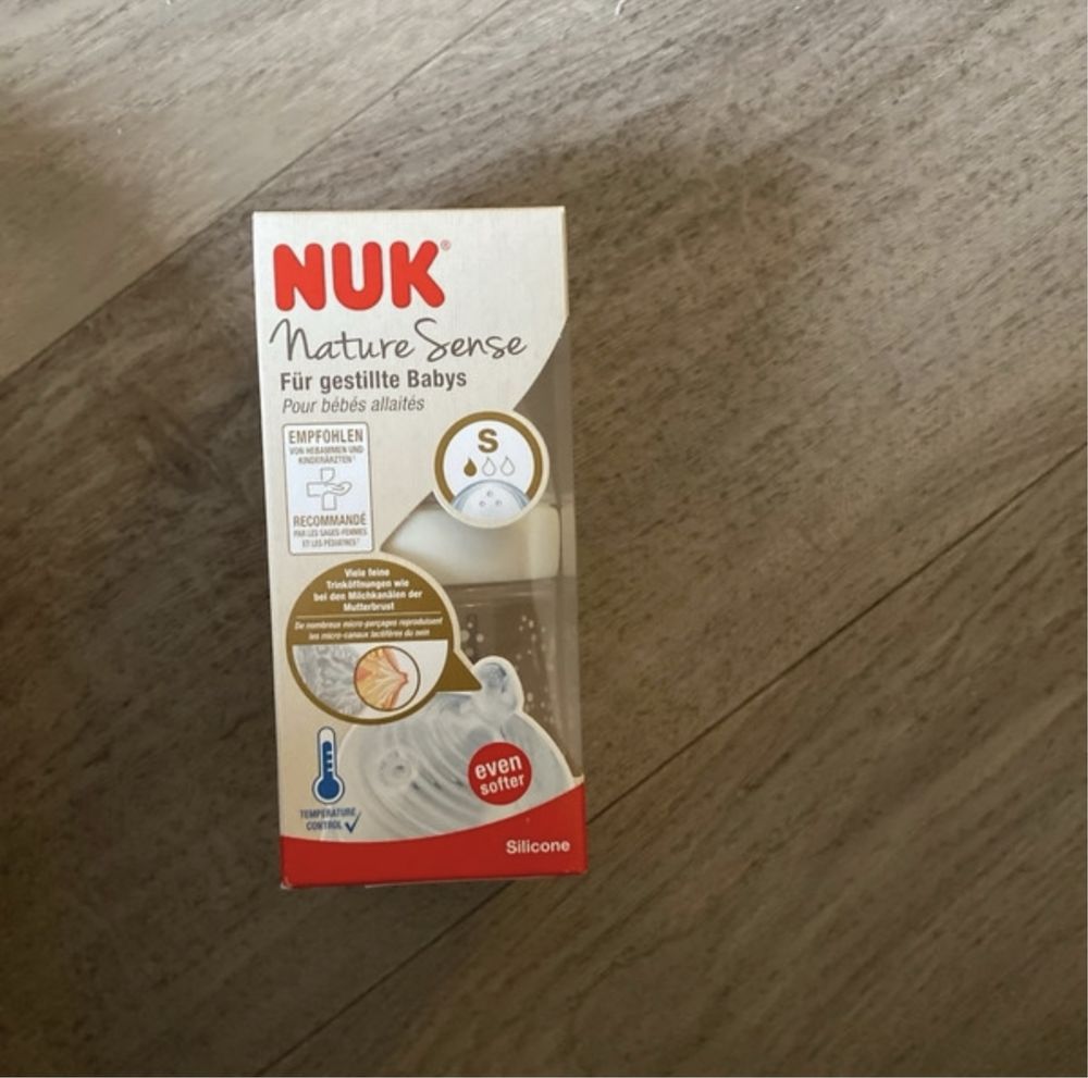 Бутылочка NUK