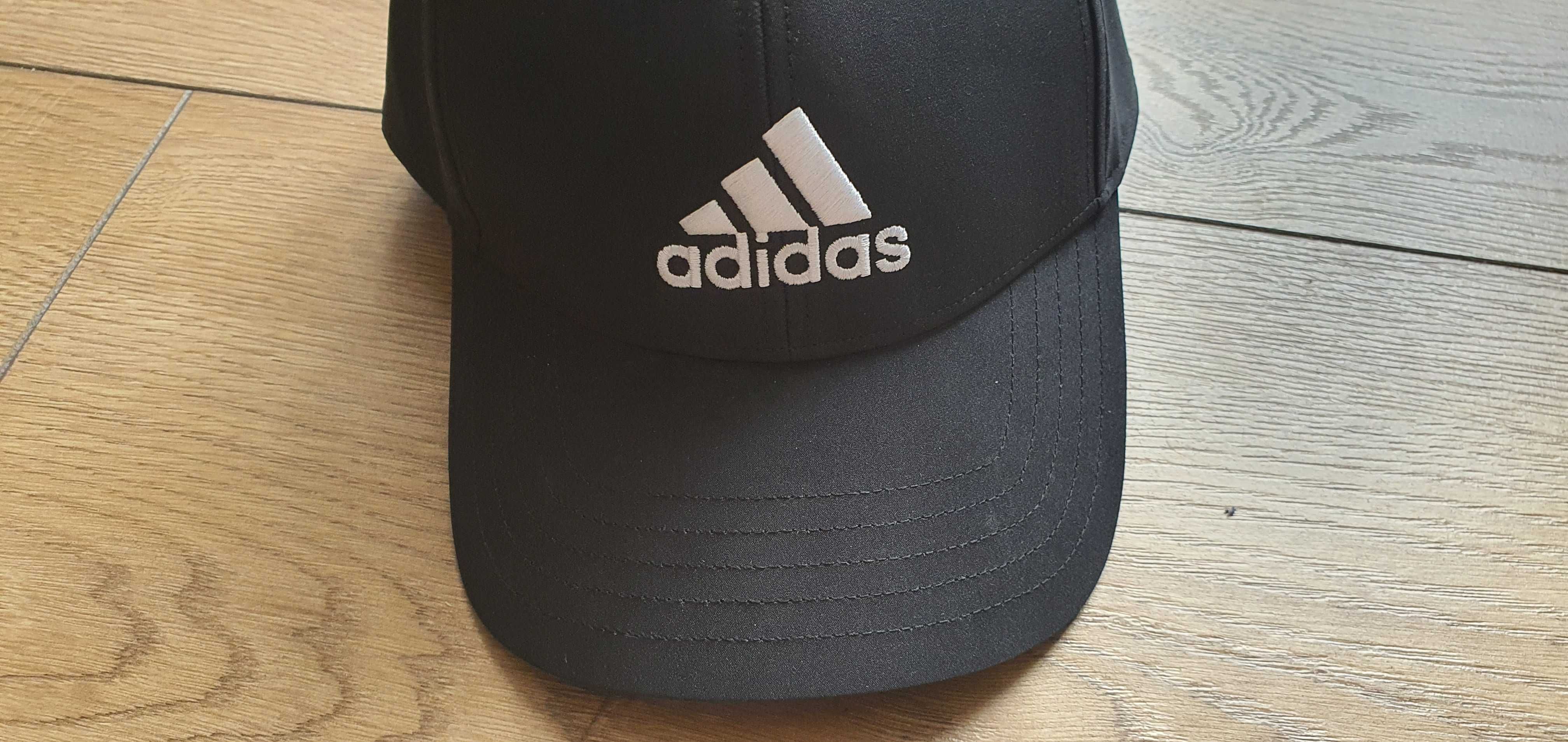 Oryginalna nowa czapka z daszkiem Adidas Kraków