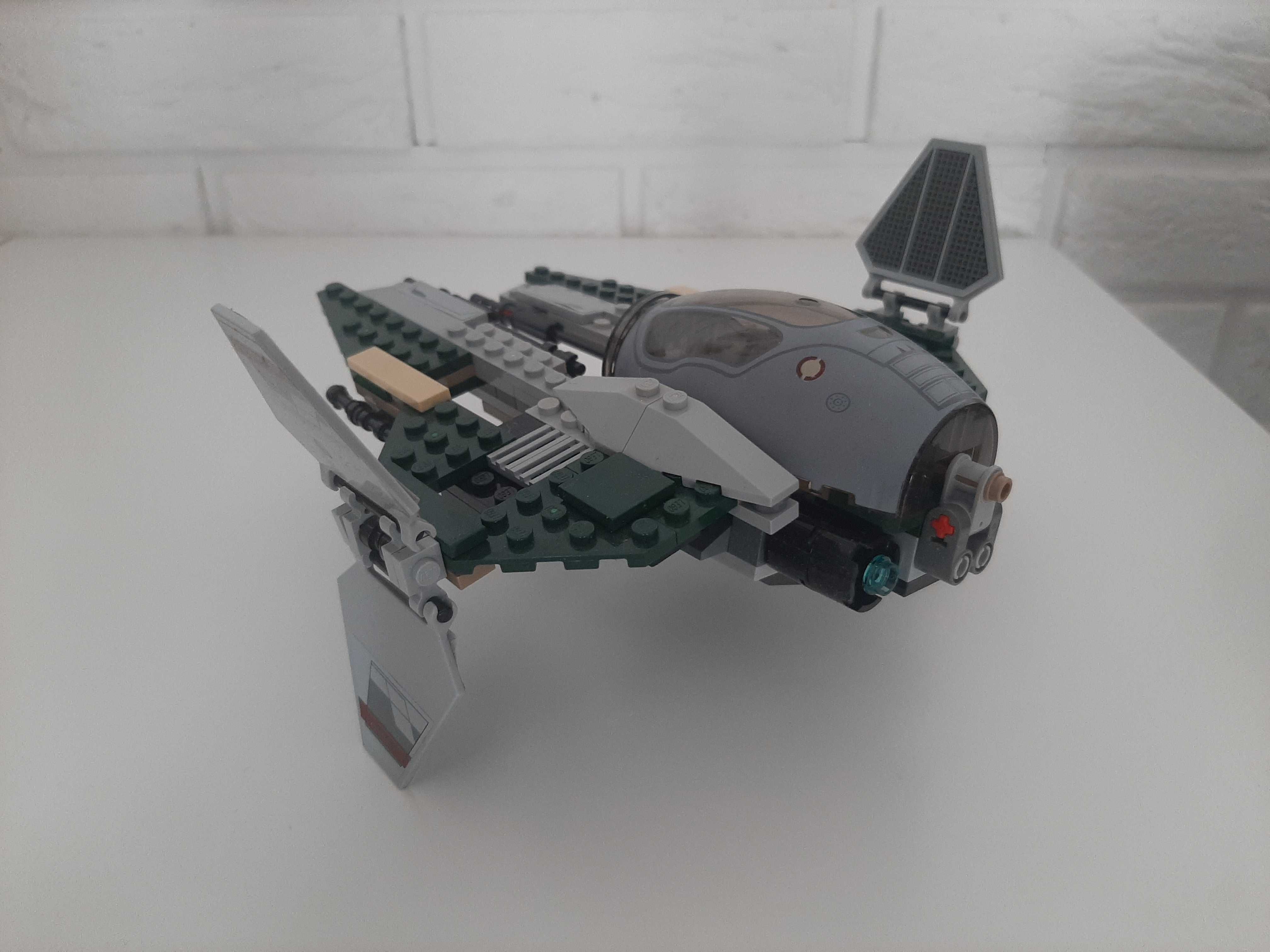LEGO Star Wars - 9494 - Anakin's Jedi Interceptor.