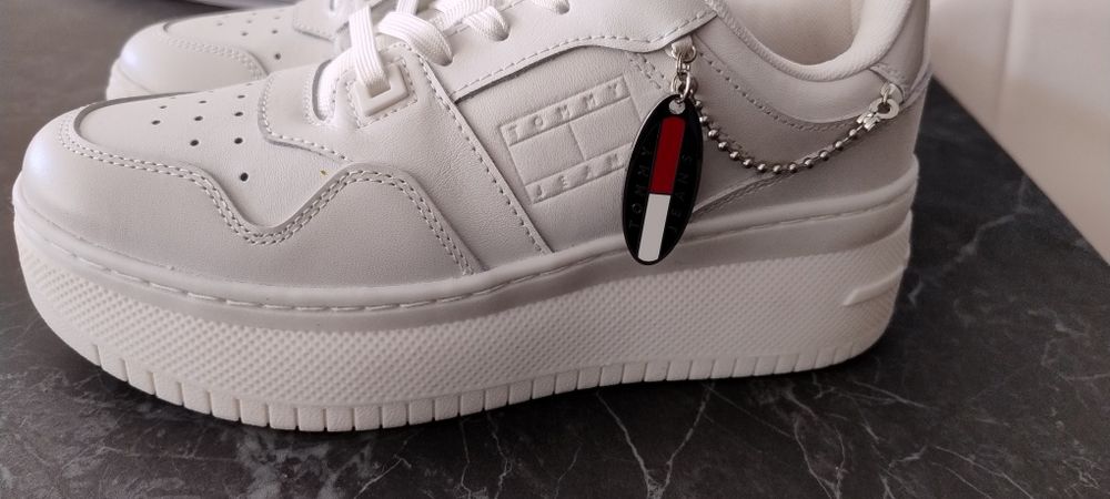 Nowe Buty Damskie Sneakersy adidasy Tommy Hilfiger Tommy jeans Retro B