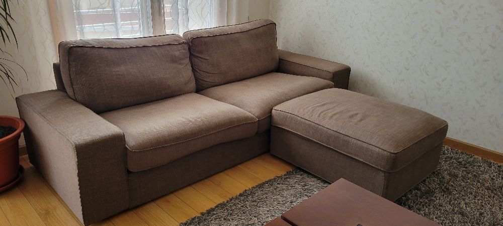 Sofá Kivik 3 lugares ikea