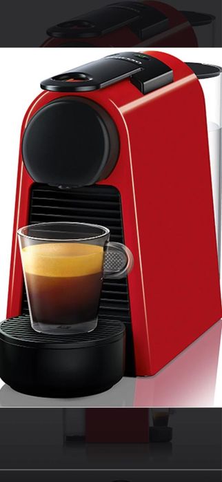 Капсульна кофеварка «NESPRESSO»