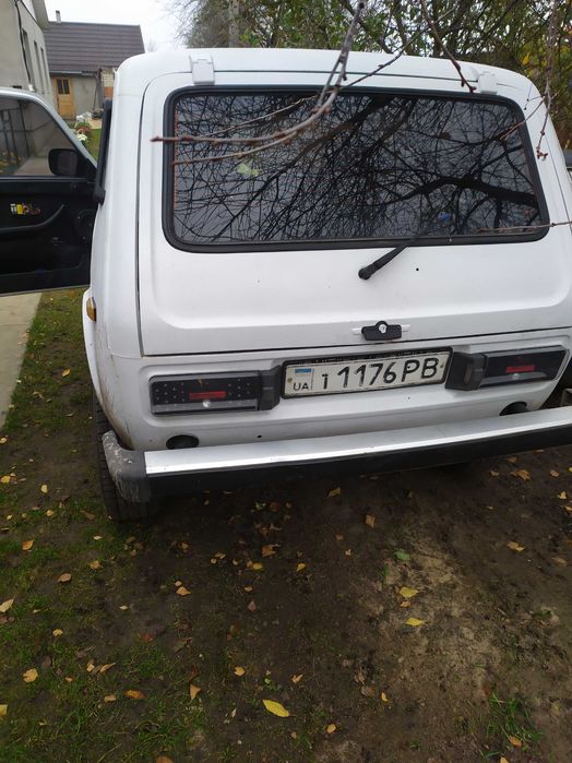 Ваз 2121 Нива в хорошому стані