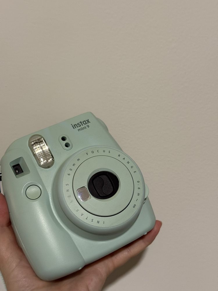 Instax.   mini 9