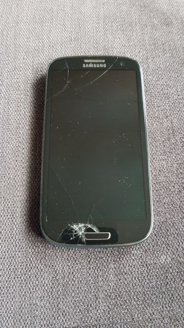 Samsung S3 uszkodzony wyświetlacz