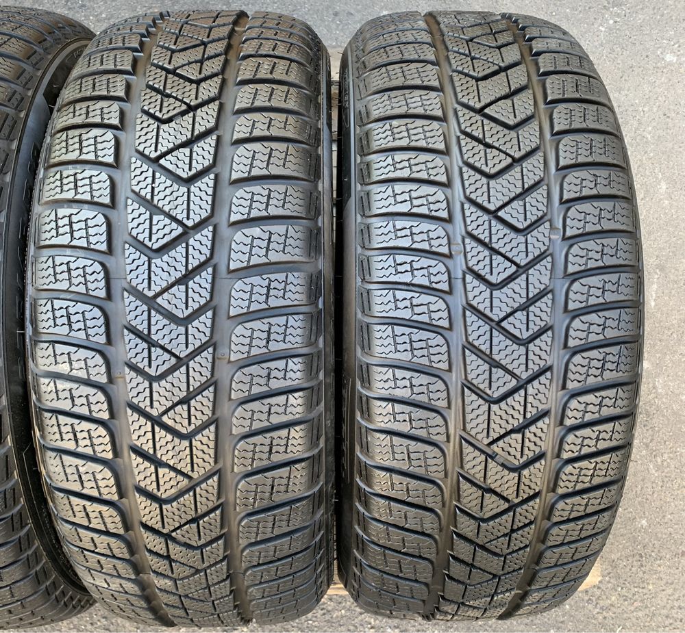 Зима 4шт Pirelli Sottozero 3 Winter 225/45 R18 95H