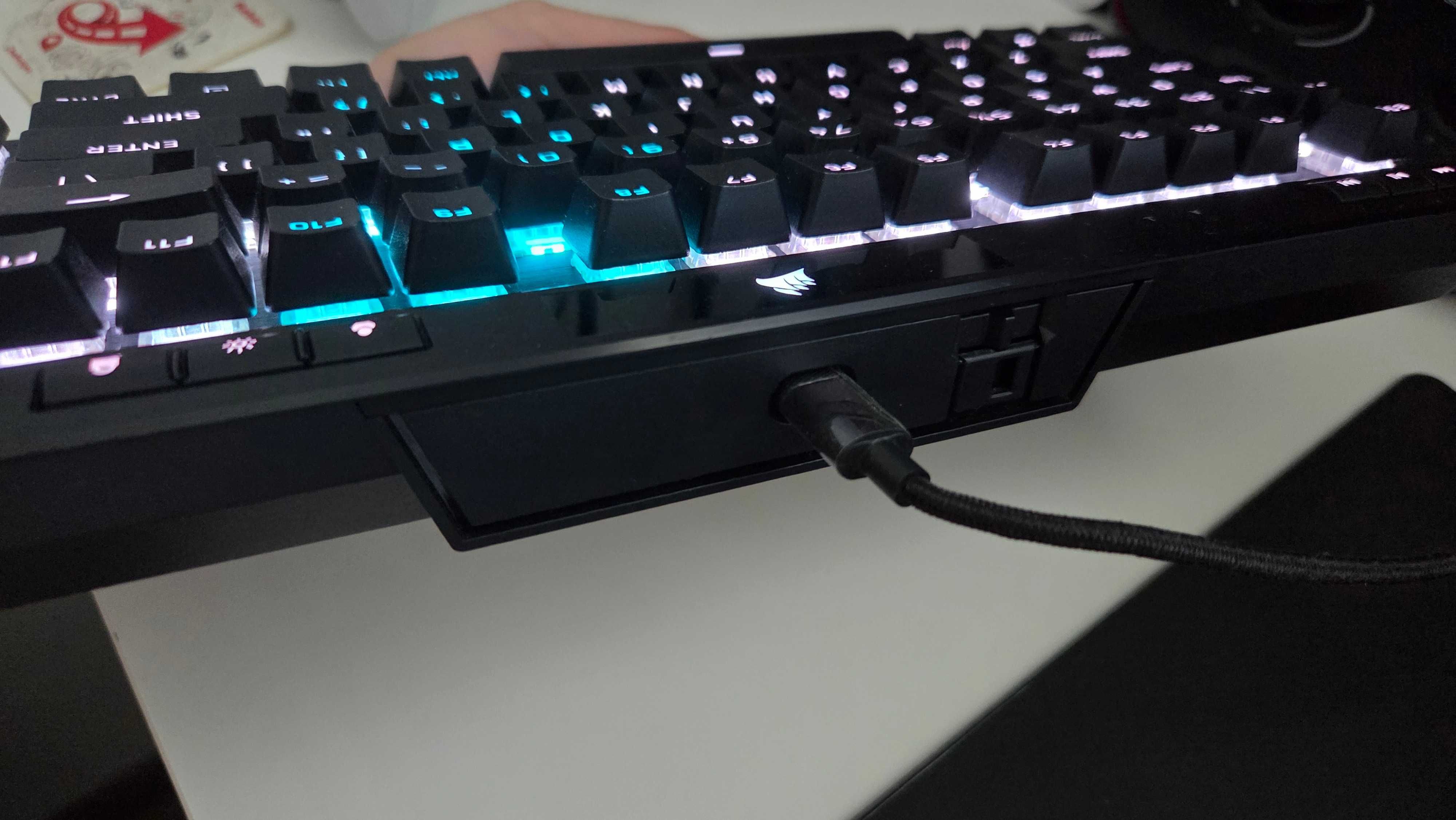 Corsair K70 RGB TKL
