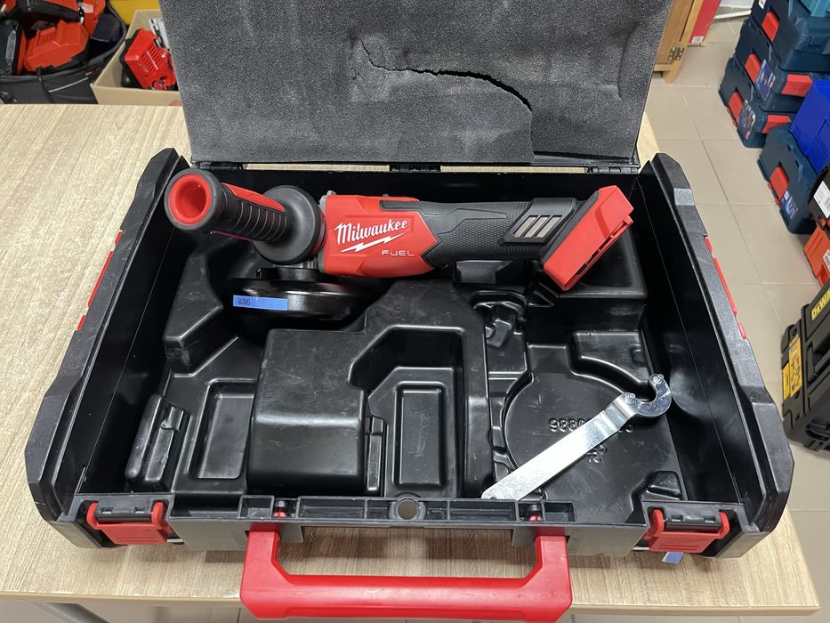 Milwaukee M18 FSAG125XB / безщіткова болгарка Мілвокі 18V