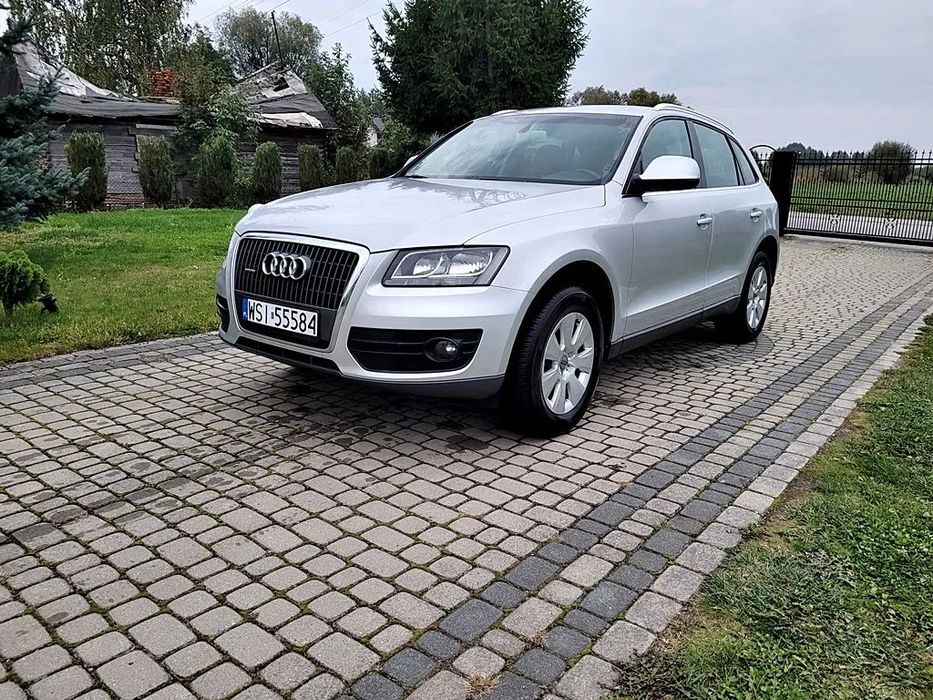 Audi Q5 QUATTRO 2.0 TDI Bezwypadkowy-100% Oryginalny Przebieg HAK Fabryczny