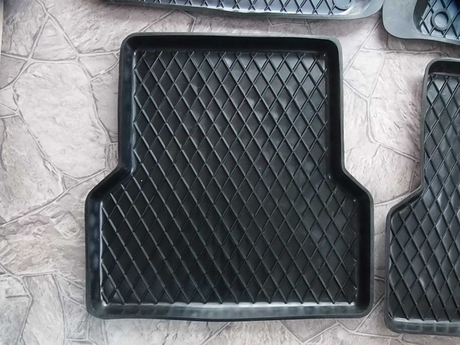 Dywaniki Gumowe Korytka AUDI 80 A1 A2 A3 A4 A5 A6 Q3 Q5 A6