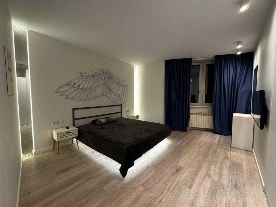 Оренда / Квартира / вул. Урлівська, Київ 160м2, 4-кімнатна