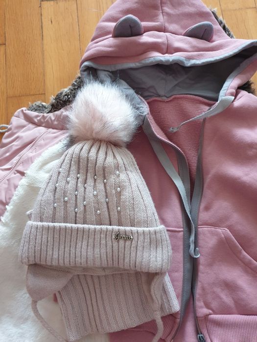 Зимова курточка, утеплений спортивний костюм, зимова шапка