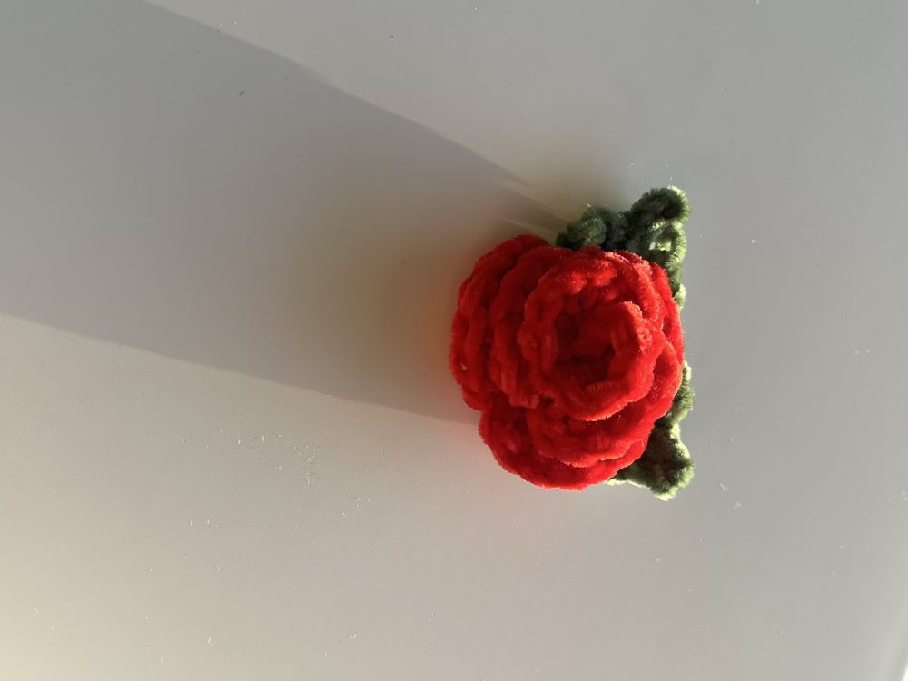 Rosa em crochê.