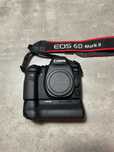 Canon 6D Mark II + grip - jak nowy, obiektyw gratis, ~12,5k zdjęć