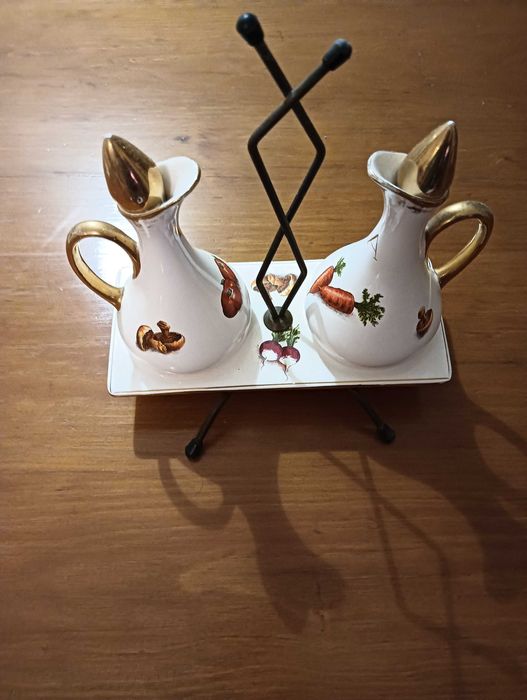 Galheteiro antigo de decoração