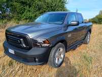 Świetny stan Dodge RAM 5.7 HEMI 1500 4x4