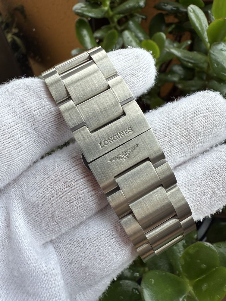 Longines Conquest VHP