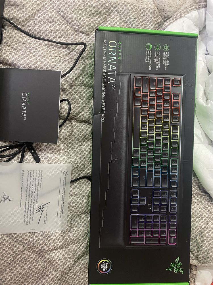 teclado razer ornata v2