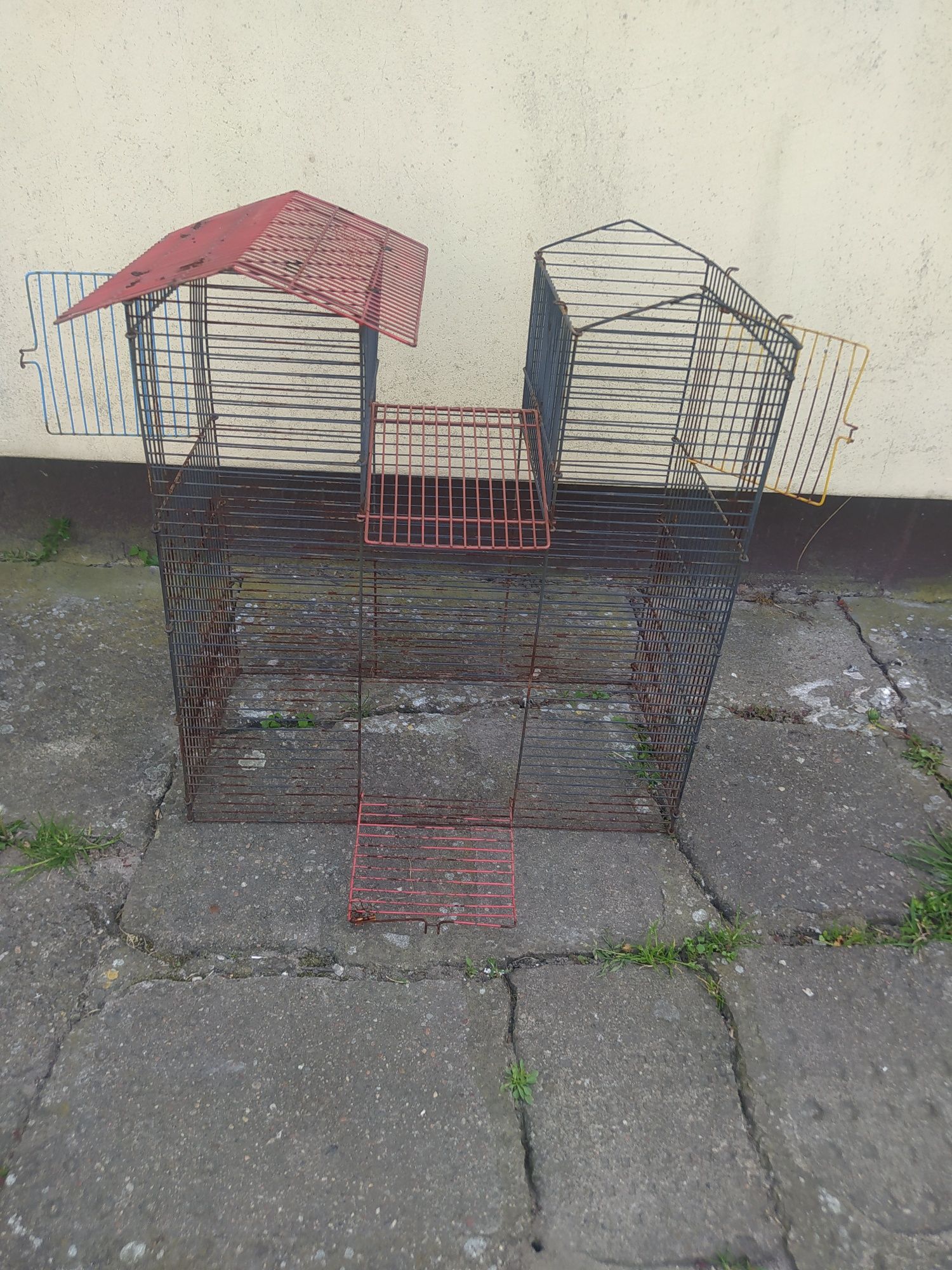 Sprzedam klatkę.