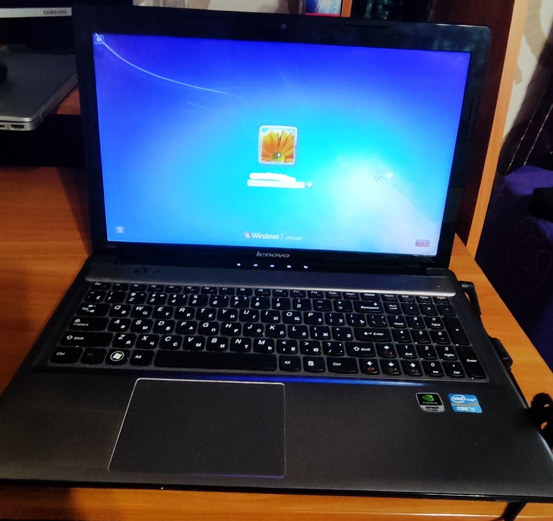 Продаю ноутбук Lenovo IdeaPad Z580 у відмінному стані